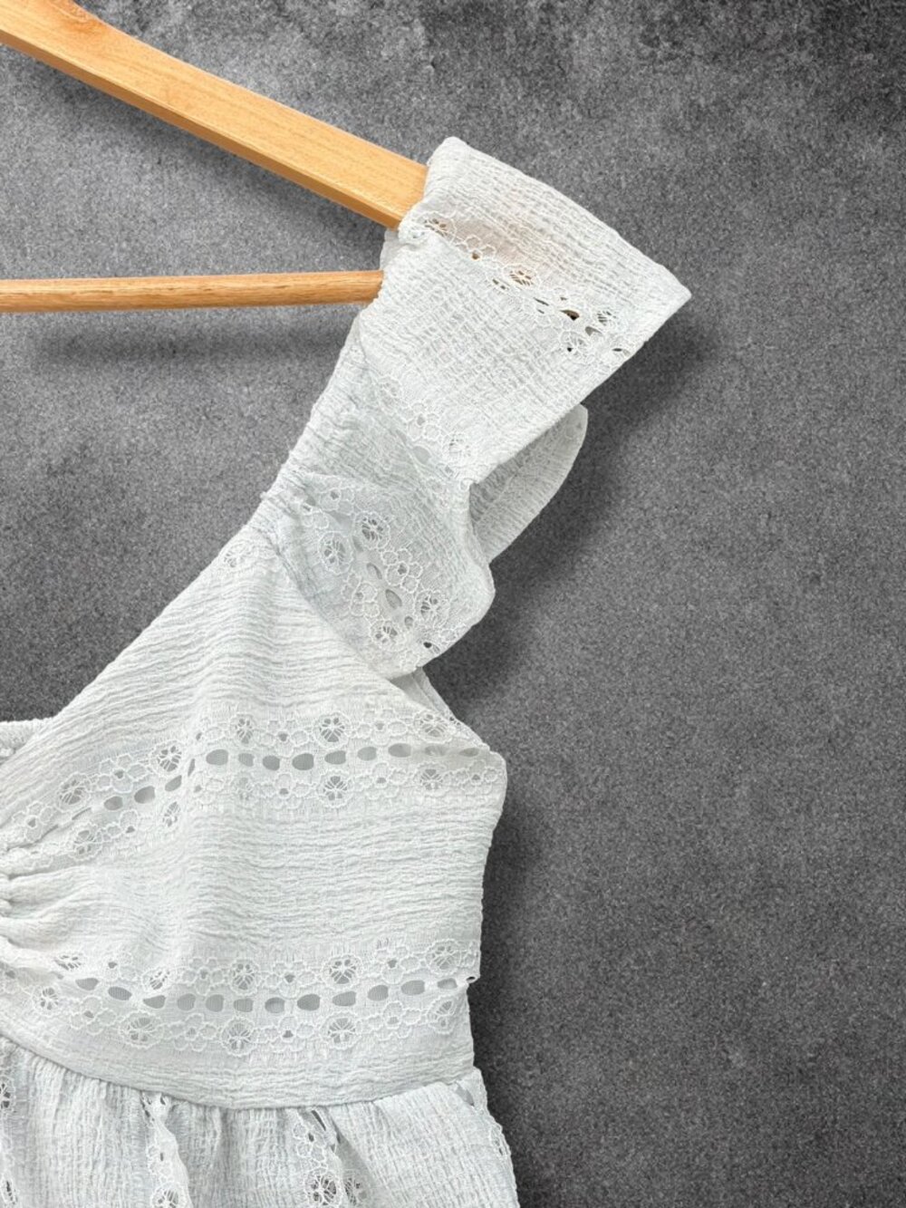 Romantic White Floral Crochet Lace Ruffle Crop Tank Top XS - Picture 5 of 5
